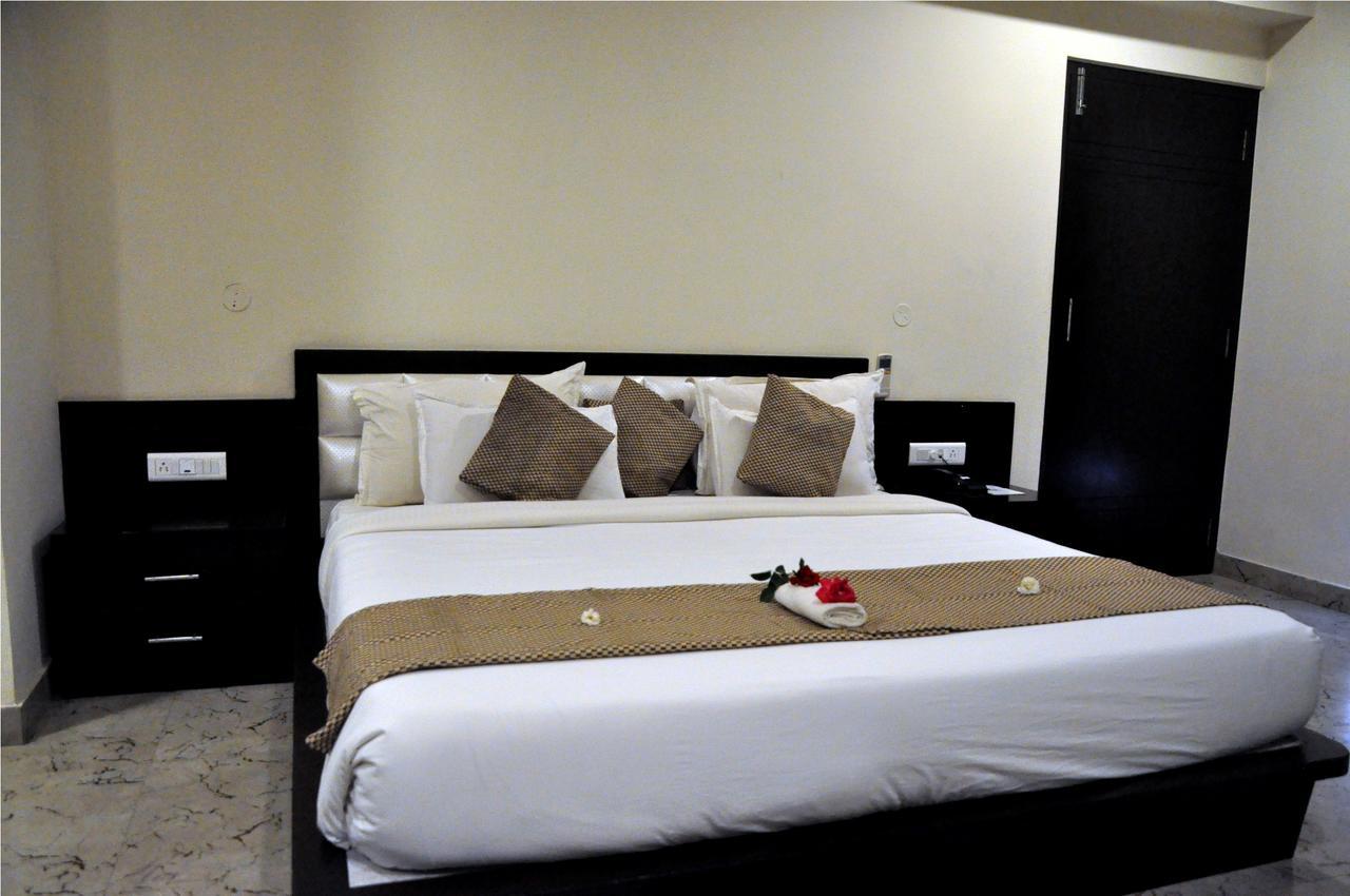Hotel Suncity Palace Jharsuguda Екстер'єр фото