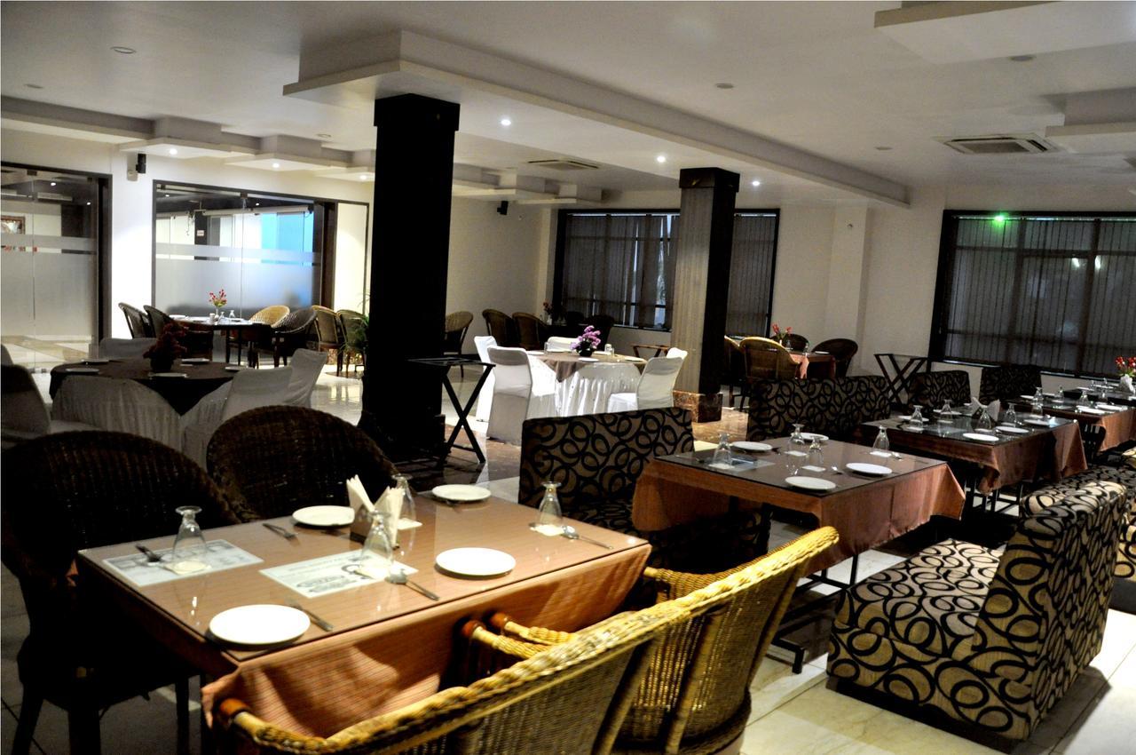 Hotel Suncity Palace Jharsuguda Екстер'єр фото