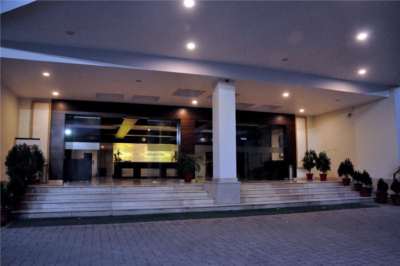 Hotel Suncity Palace Jharsuguda Екстер'єр фото