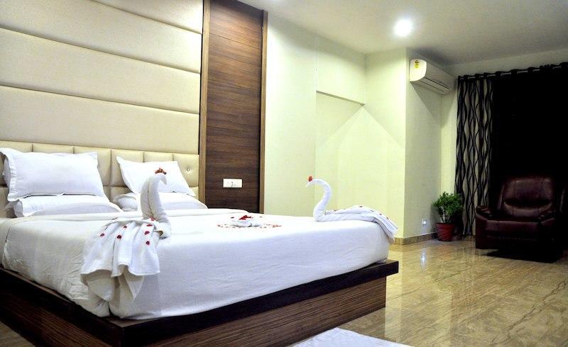 Hotel Suncity Palace Jharsuguda Екстер'єр фото